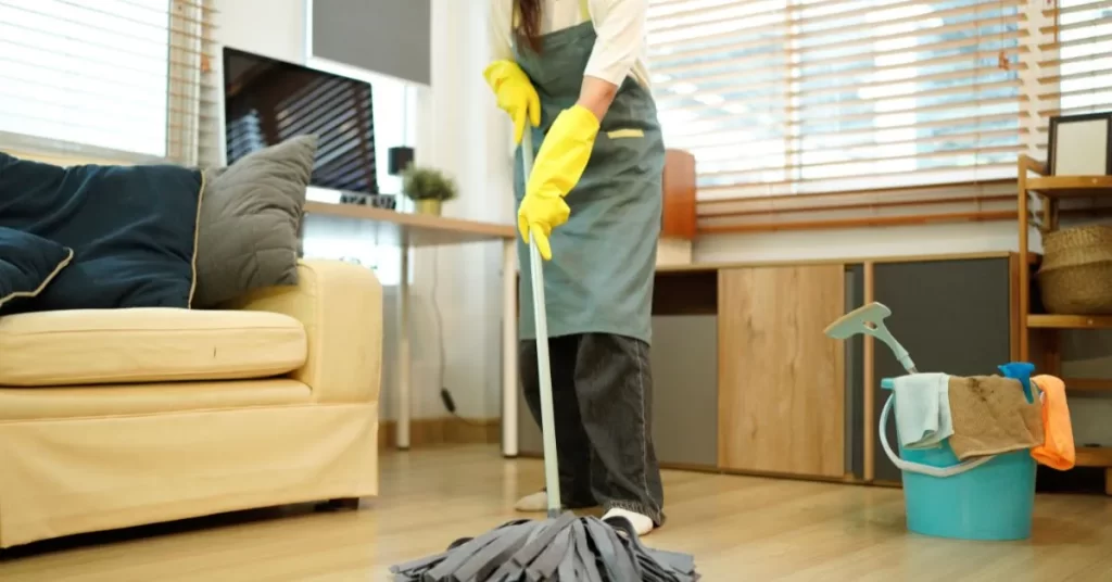 vacate cleaning service